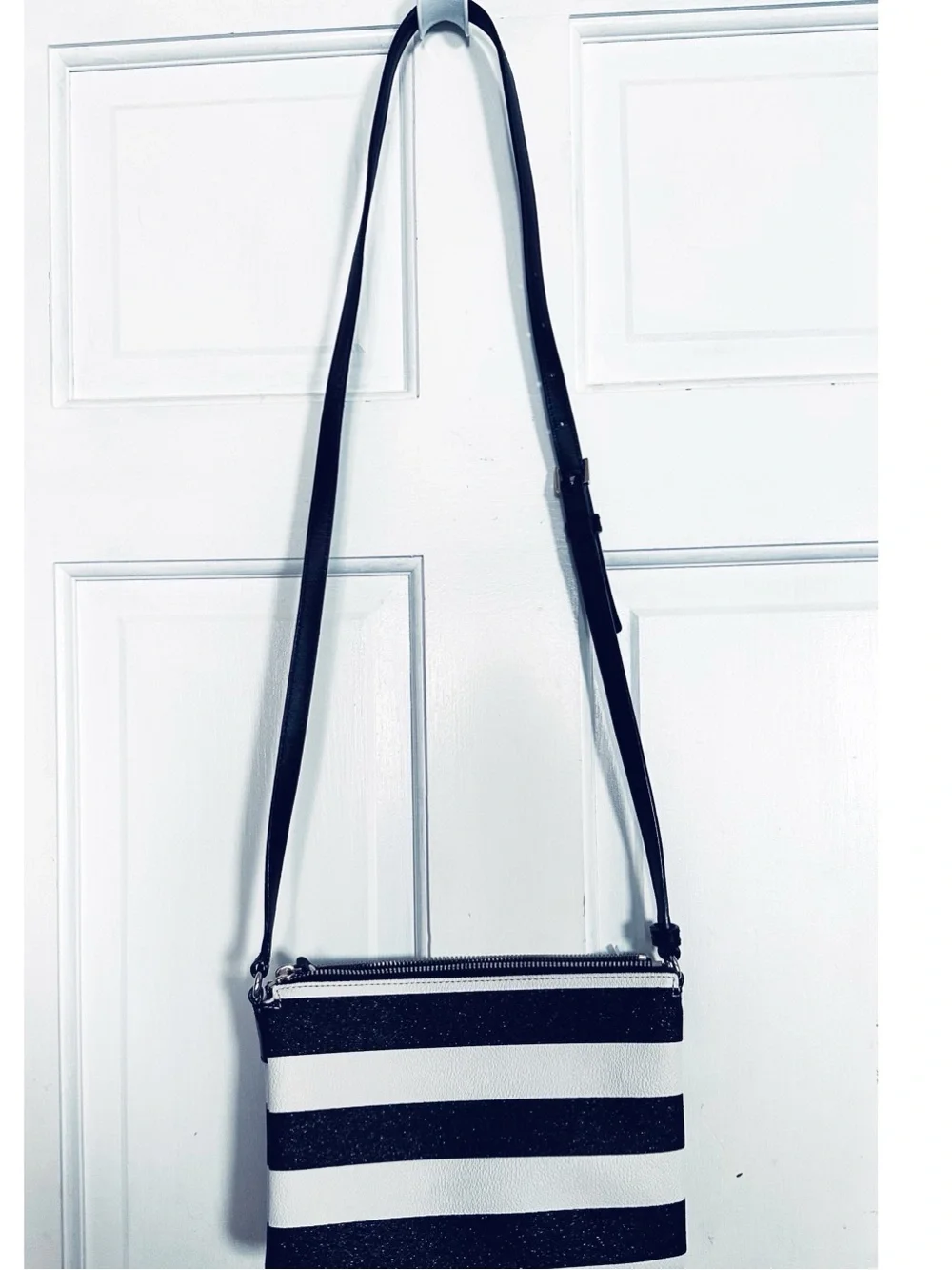 Kate Spade New York Hawthorne Lane Glitter Carolyn Bag Purse